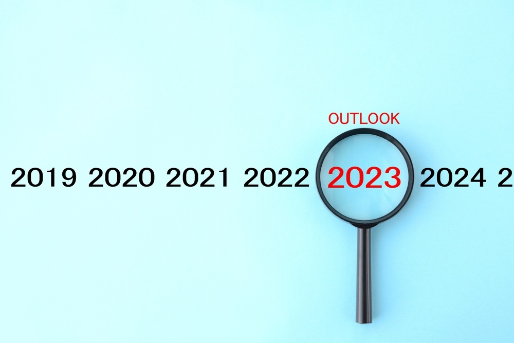 Magnifying,Glass,And,2023,With,Outlook,Word